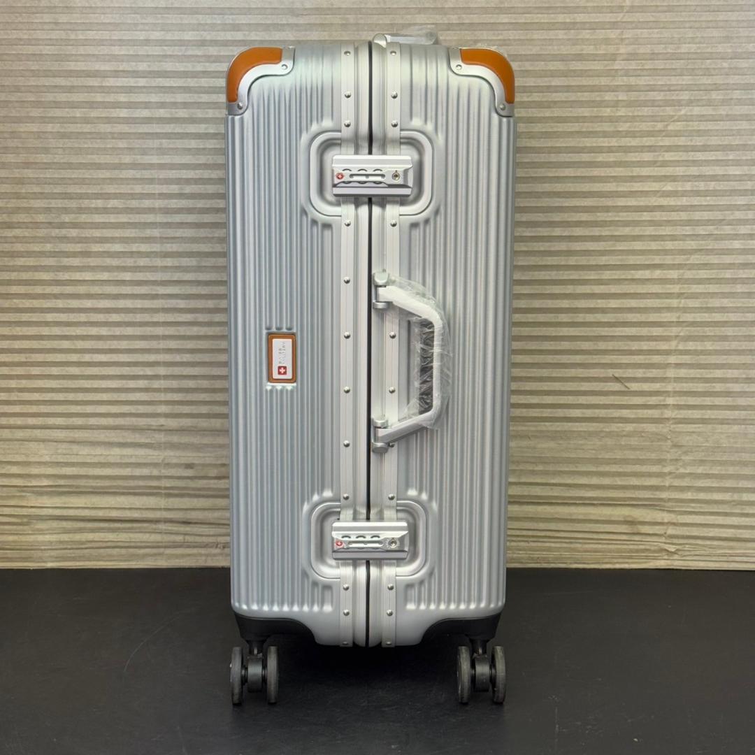 ☆未使用　スイスミリタリー プレミアム Cタイプ 64L SM-C624