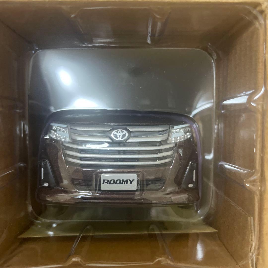 ア*ァ様 トヨタ　ルーミー　非売品1/30色見本ミニカー6台セット