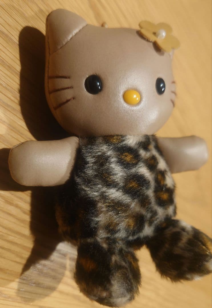 ハローキティ ヒョウ柄マスコット 2個セット