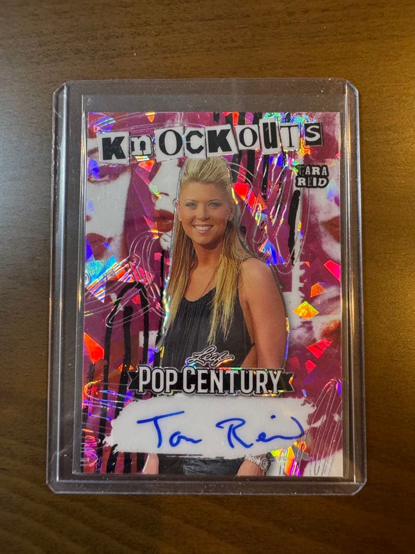 2023 Leaf タラ・リード 直筆サインカード