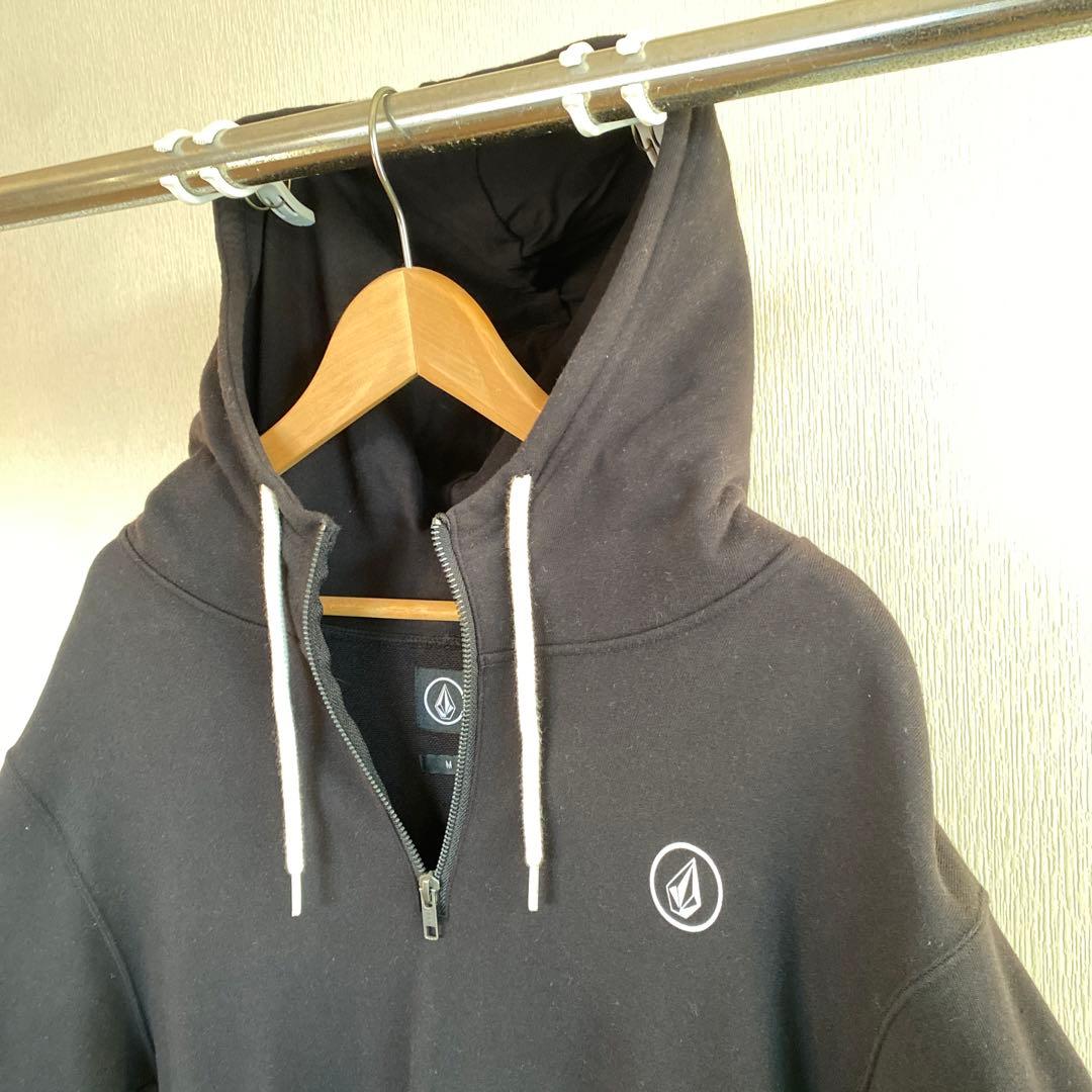 Volcom 太陽と波のグラフィックパーカー