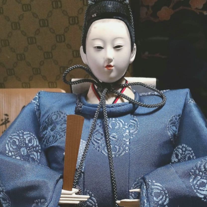 雛人形　親王飾り　希少「平安春峰」作　本格:京雛仕立て　お道具付き