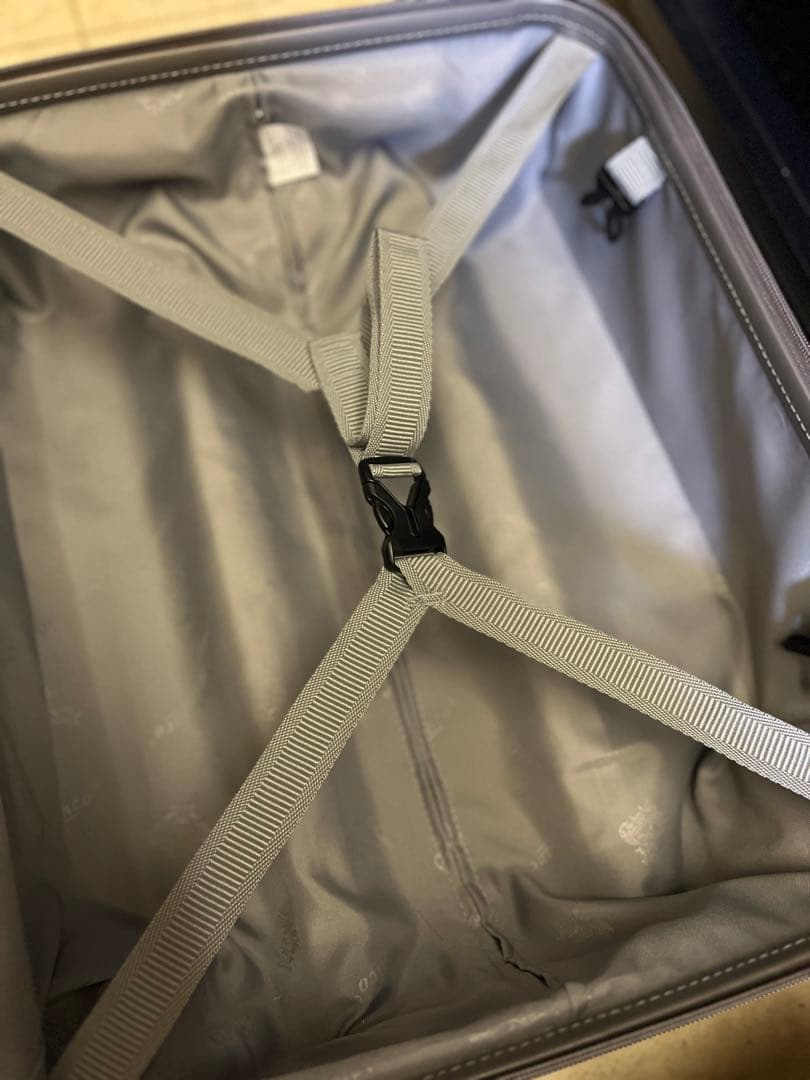 ［美品］超軽量　Orobianco グレー キャリーケース