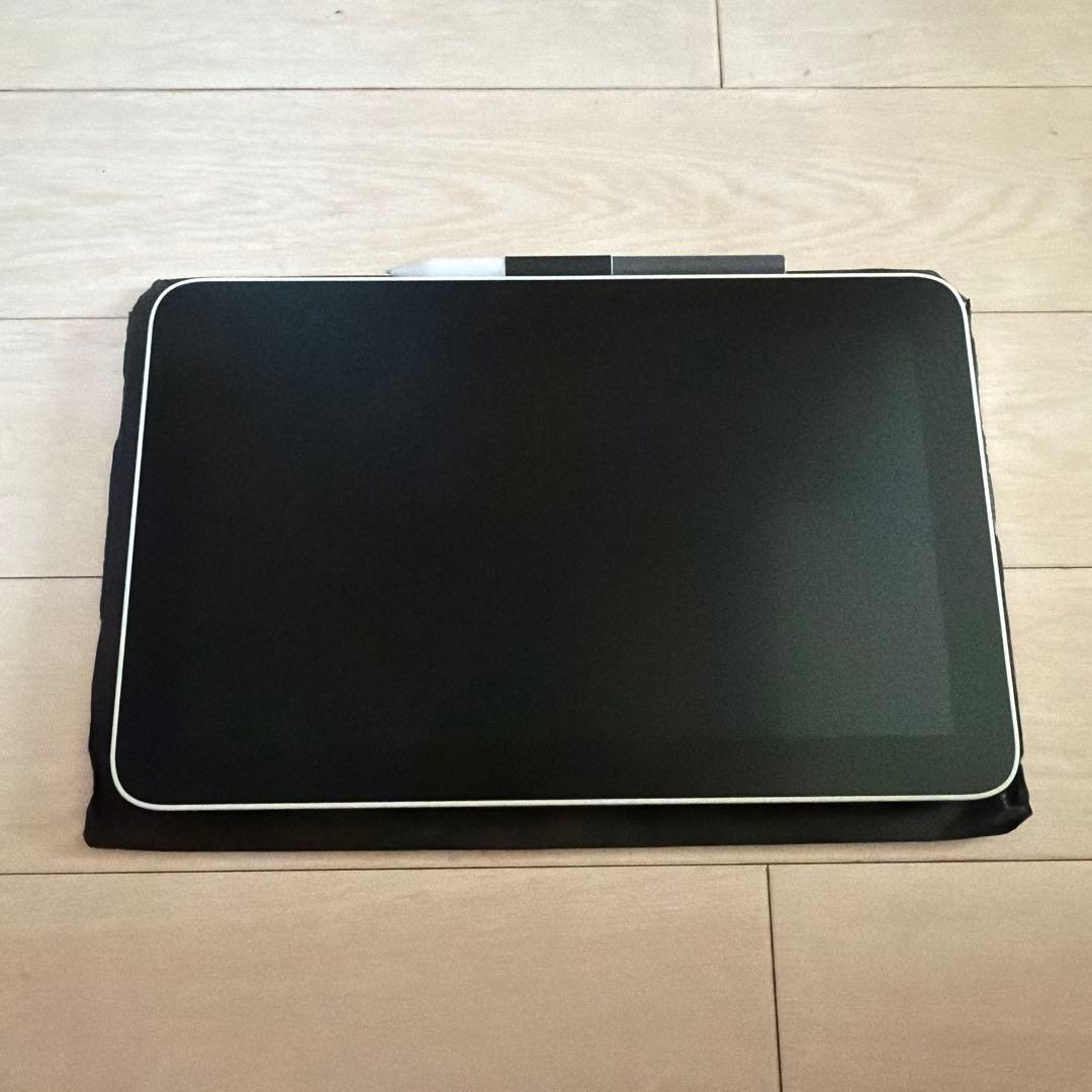 【最終値下】Wacom One 12 液晶ペンタブレット DTC121W4D