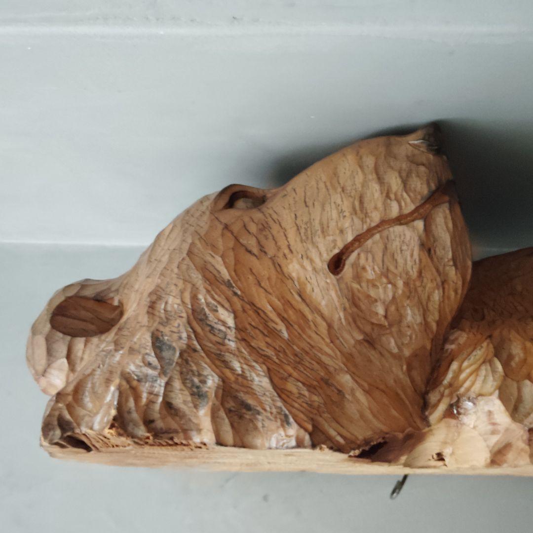 双頭木彫り熊　壁掛け　天然木一刀彫　静と動　貴重　縁起物