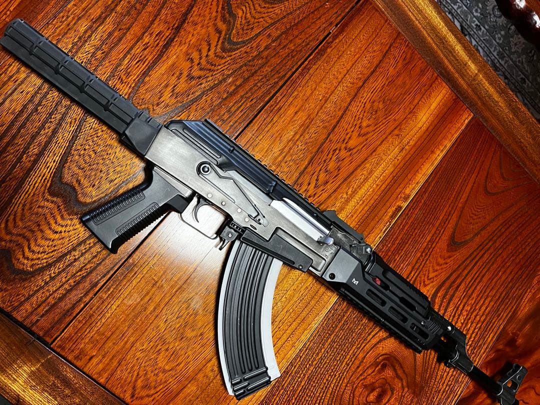 東京マルイ　Akストーム　ジャンク　次世代電動ガン