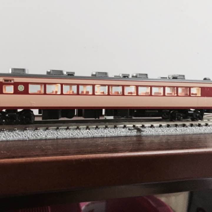 LED室内灯電球色810Ω確認用