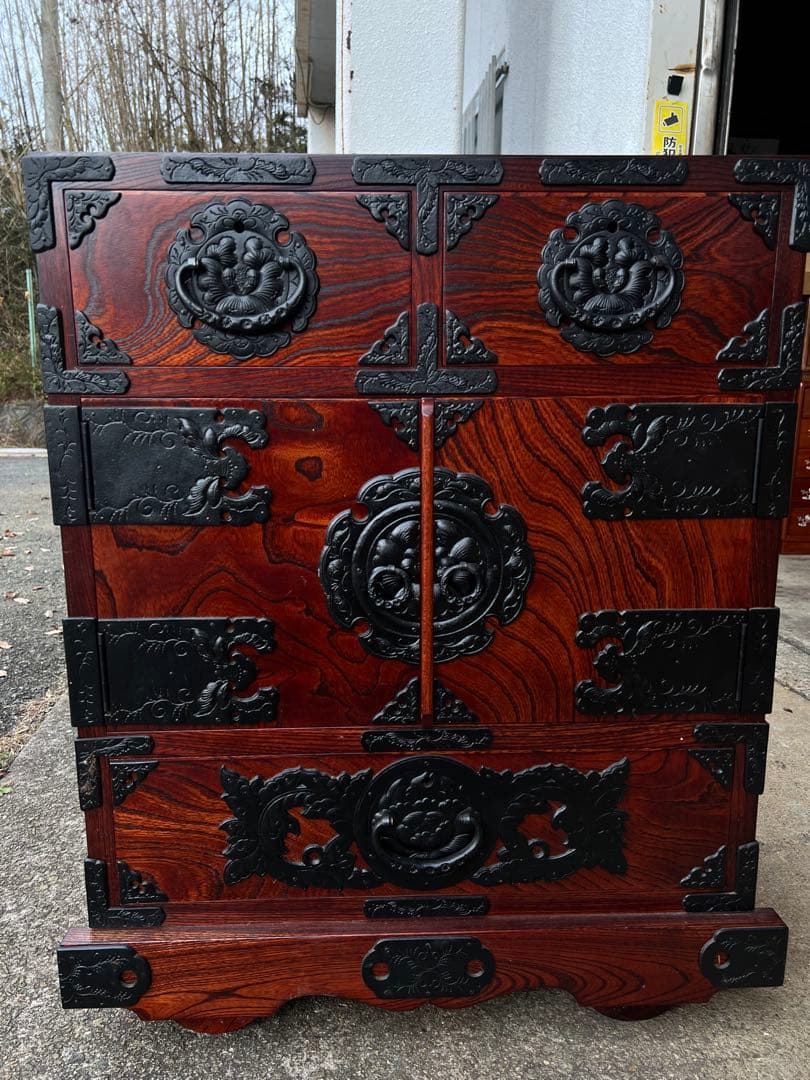 岩谷堂箪笥 車箪笥 チェスト 伝統工芸 極上品 欅材漆塗り　鉄金具　時代箪笥