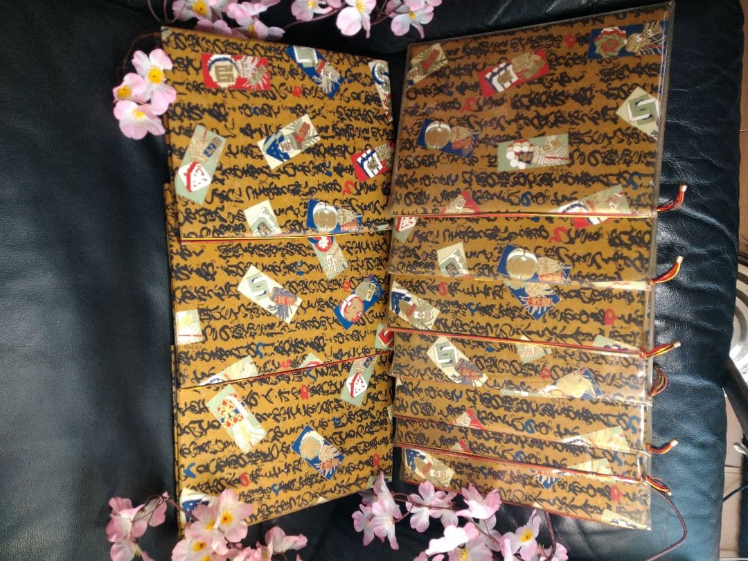 ♥新メーニューに【高級・金彩まとい文字柄・メニューブック】♦9冊