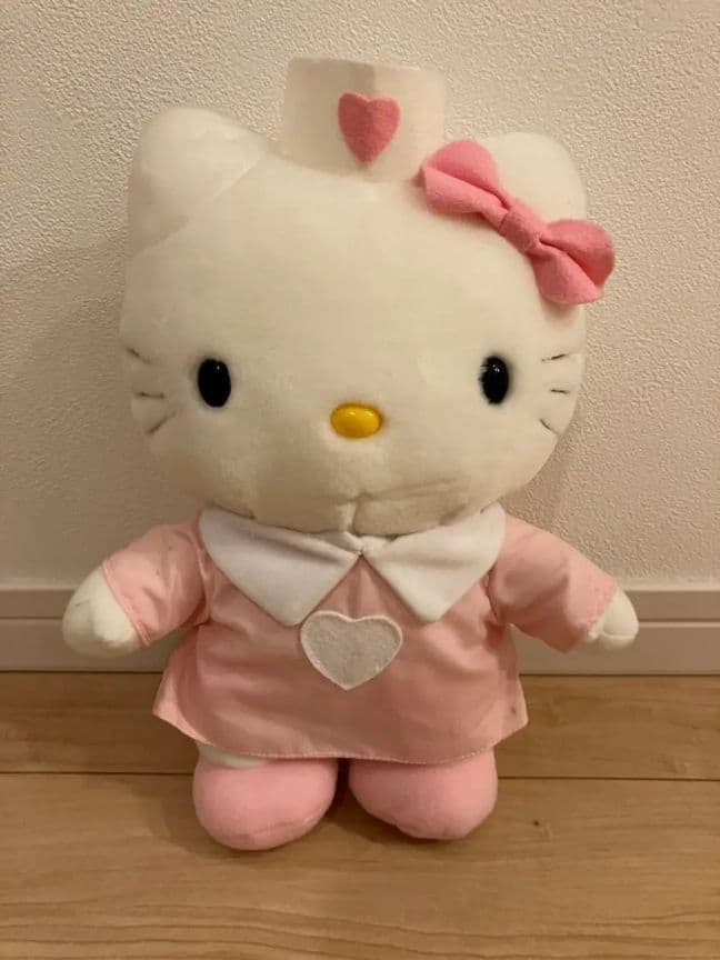 平成レトロ／サンリオ／レア／ナースキティ ぬいぐるみ 2000年代