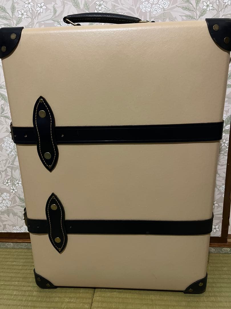 グローブトロッター シップス コラボ21インチ 限定品　機内持ち込み可