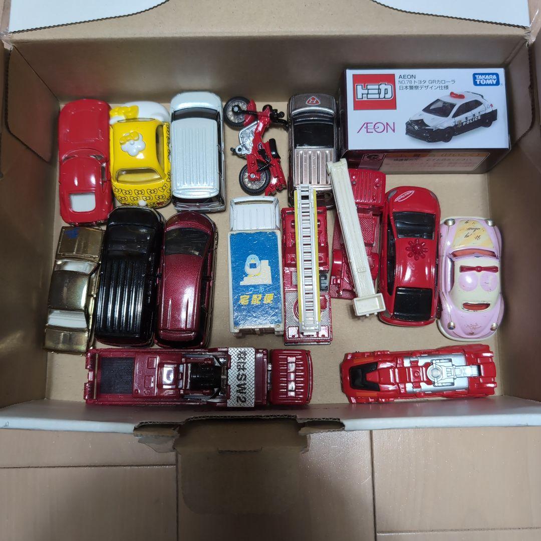 まぁぼう　トミカ ミニカーセット、ナイキシューズ