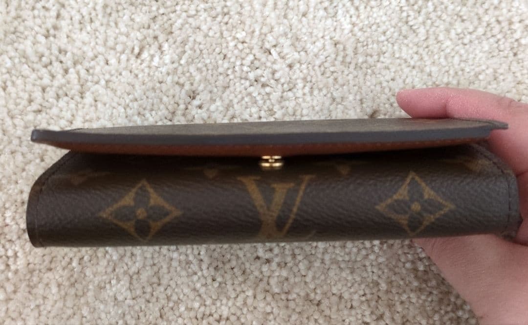 ルイ・ヴィトン　L字型折り財布