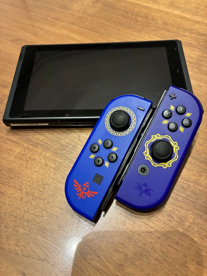 Nintendo Switch ゼルダの伝説デザイン本体　本体2019年購入