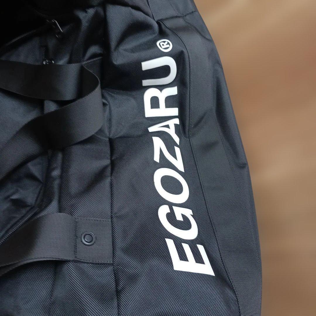 EGOZARU. ブラック ボストンバッグ