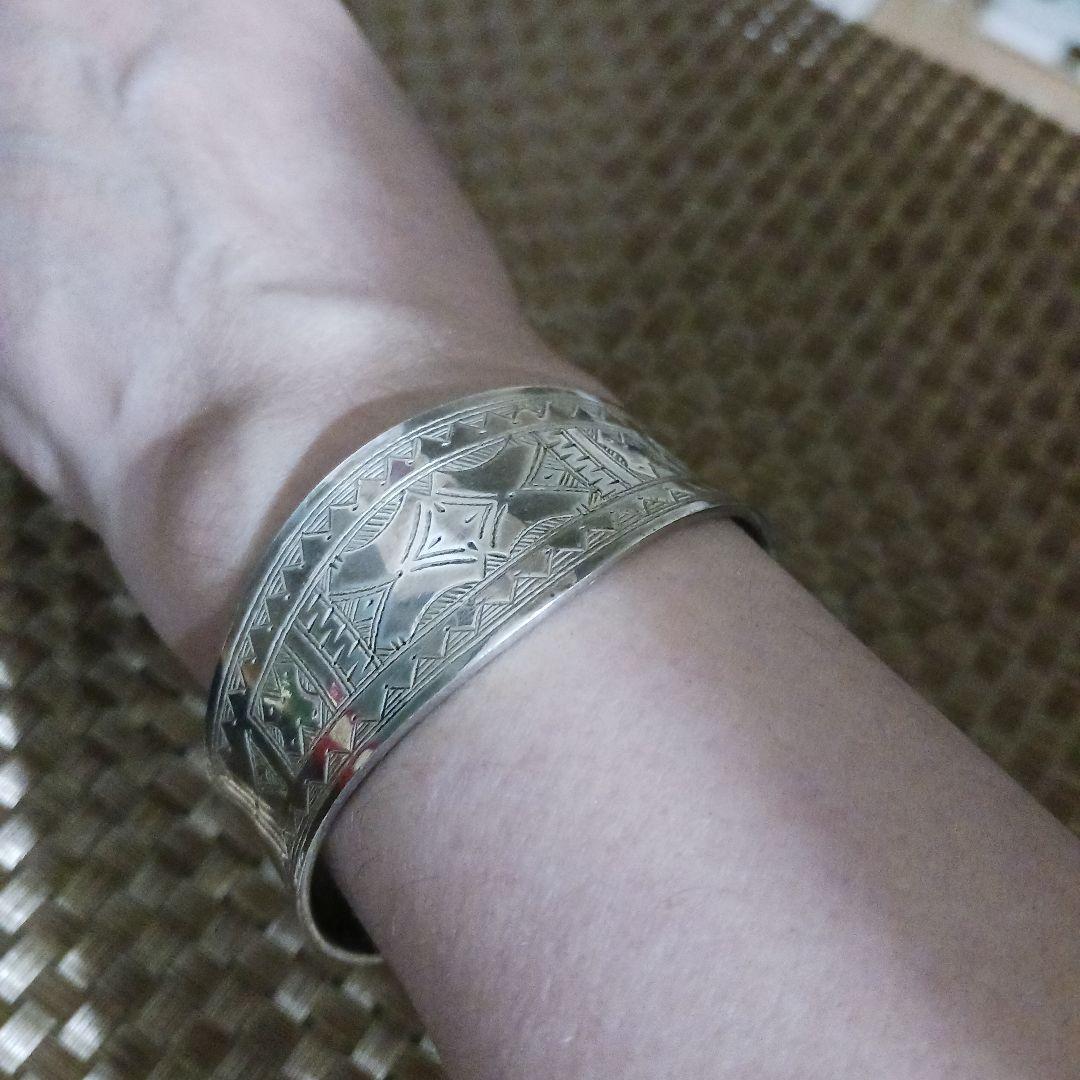 ほぼ未使用　ADAWAT'N TUAREG バングル フリーサイズ