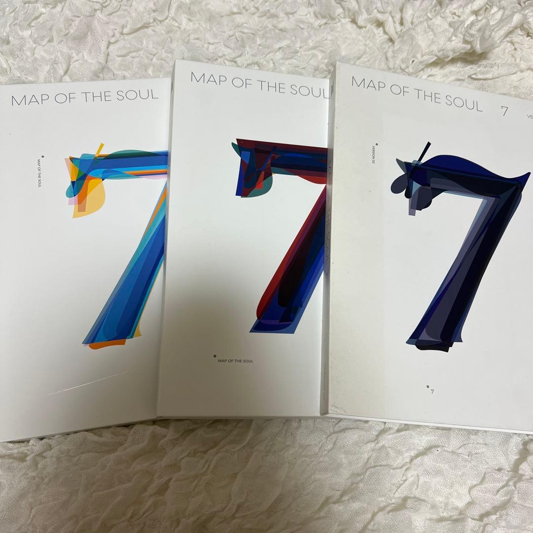 BTSグッズまとめ売り