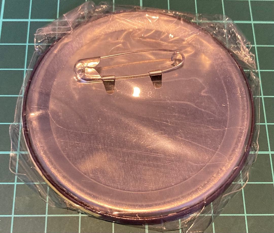 景品　非売品　缶バッジ　ノイズ　ドラマダ　ガールズアトラクション　ニトロキラル