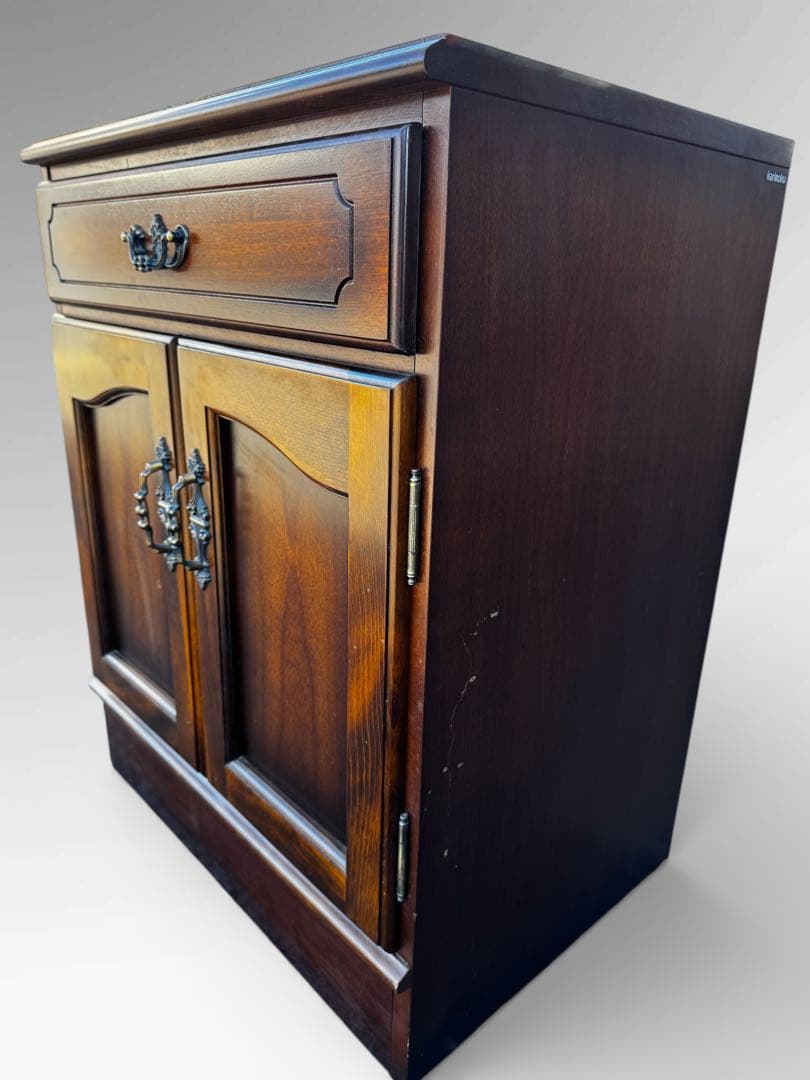 カリモク コロニアル キャビネット 花台 チェスト アンティーク調　約9.3万