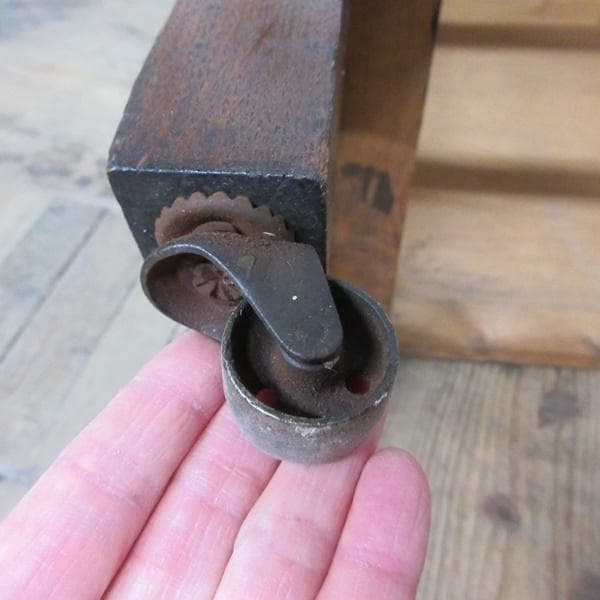 イギリス アンティーク 家具 チェスト ドロワーズ 3段引き出し 6093e