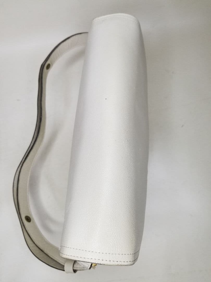 YSL イヴサンローラン レザー フラップ ワン ショルダーバッグ ２WAY