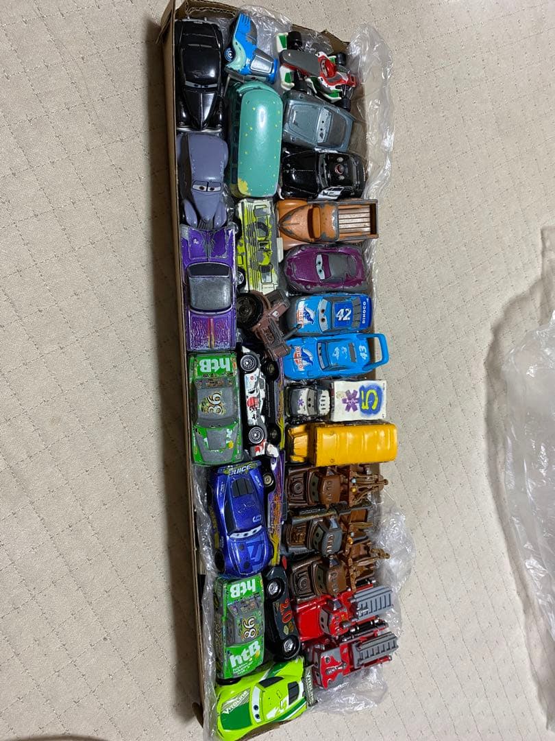 カーズ トミカ約50台　マックトレーラー付き　レア含む