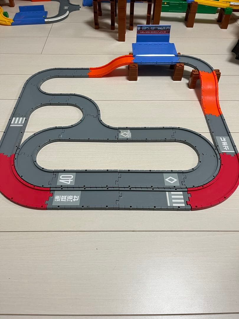 トミカ トミカシステム　ビルドシティ　建設現場　やまみちどうろ　まとめセット