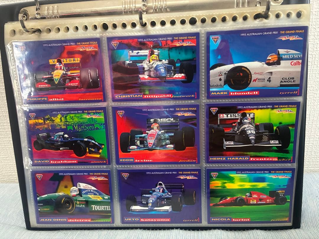 F1 Futera Grand Prix 145枚トレカ、カード入れバインダー付