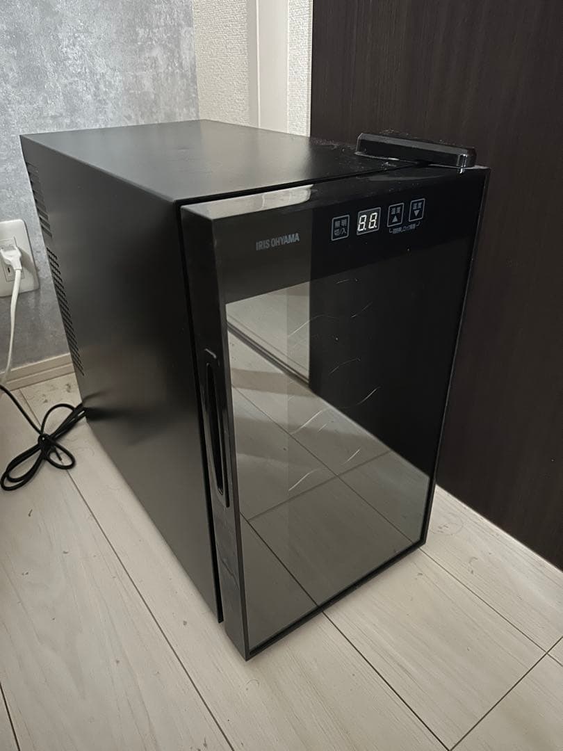 ワインセラー 25L PWC-251P-B 8本収納 2023年製