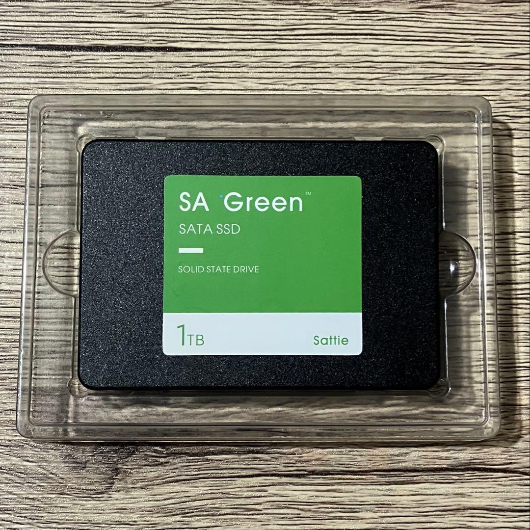 内蔵SSD 1TB SATA3接続 2.5インチ読み出し最大560MB/S