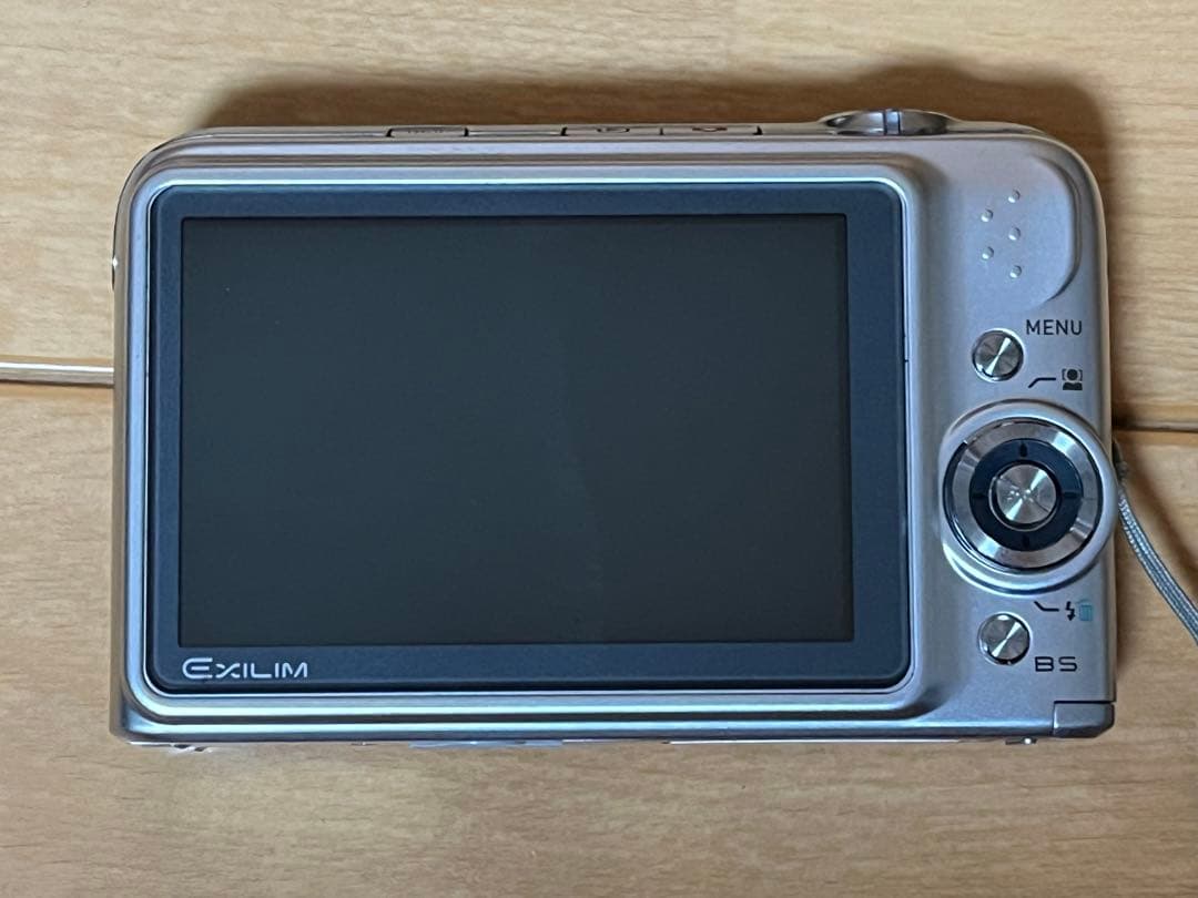 カシオ CASIO EXILIM ZOOM EX-Z1200　デジタルカメラ