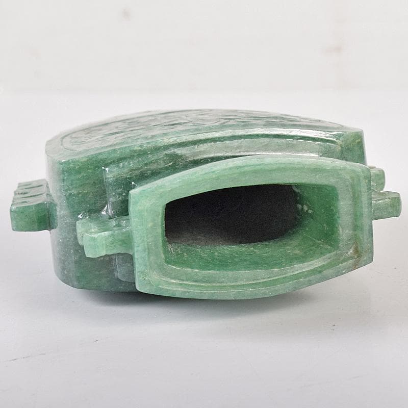 中国　玉石翡翠彫刻　飾壷　約530g　唐木台付　D　R8759