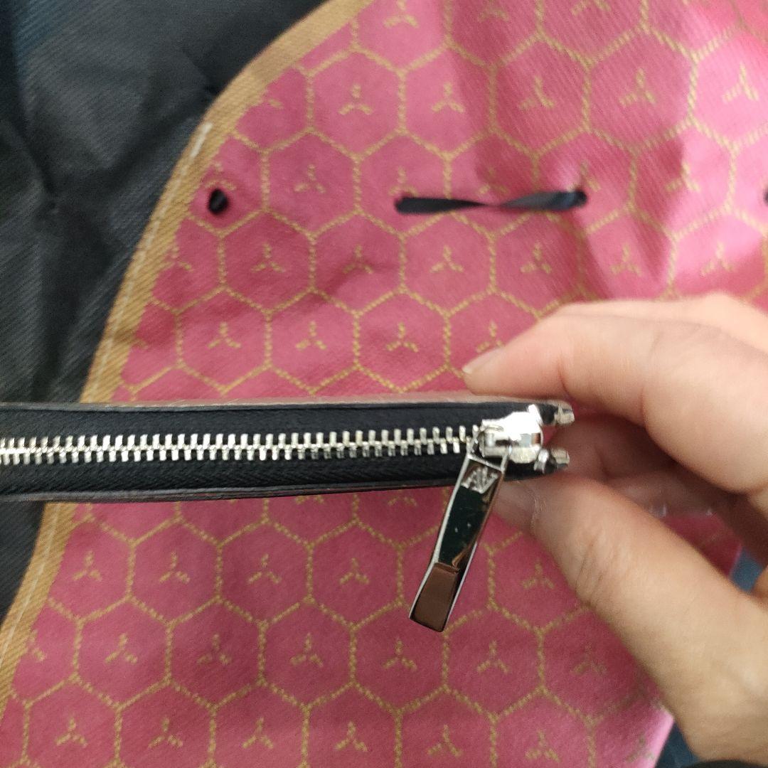 ATAO チェス・レリーフ ミニ財布 ベージュ