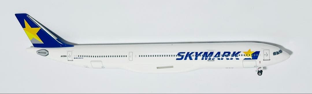 クロスウィング 1/200 A330-300 SKYMARK エバーライズ製