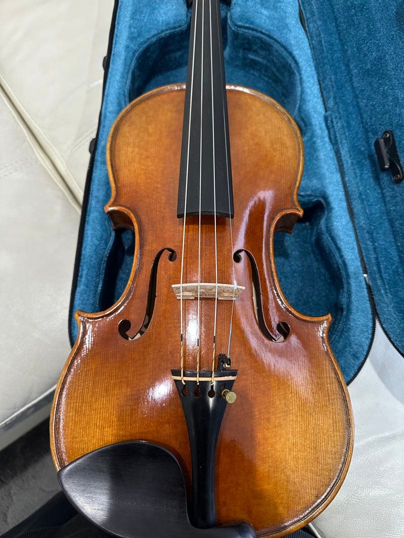 ルーマニア製 ［希少上位機種］バイオリン 4/4 2008年製 美品