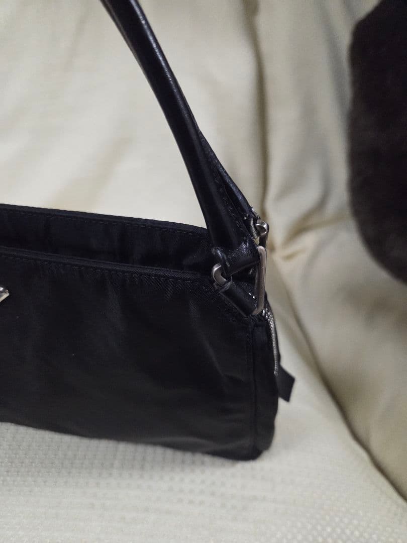PRADA ブラック ナイロン ハンドバッグ