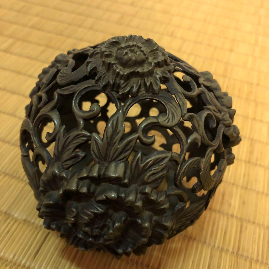 青銅 獅子像 球体付き