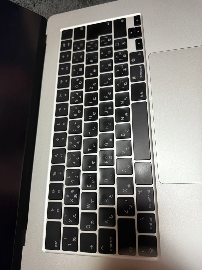 MacBook M2 2023 15インチ シルバー