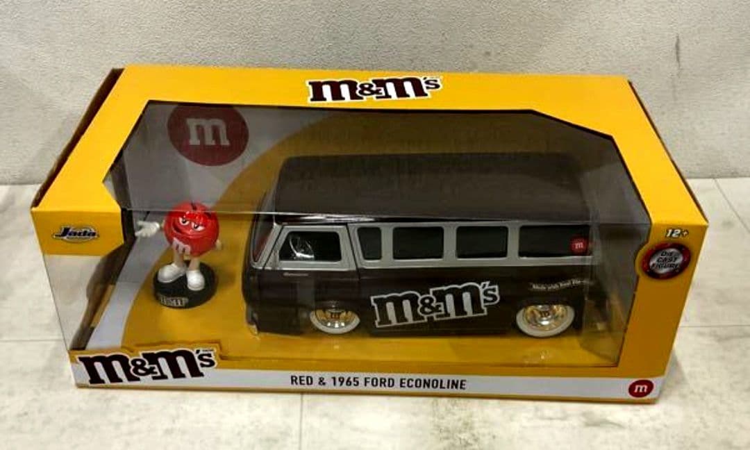 Jada 1/24 M&M‘s レッド&1965 フォードエコノライン　8/14