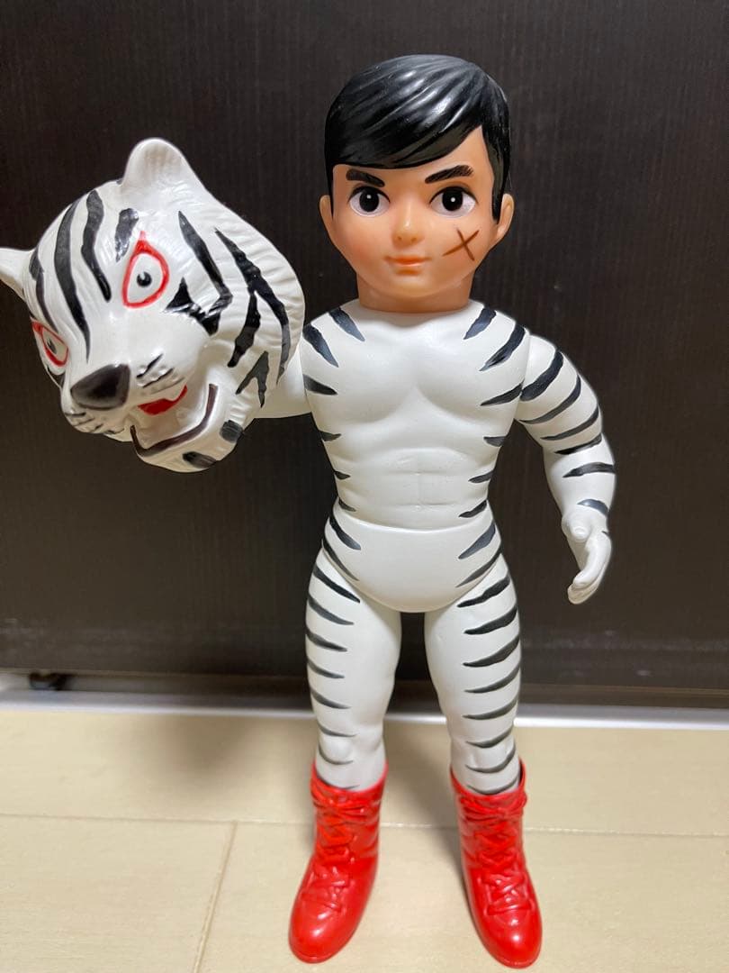 中嶋製作所　タイガーマスク　ソフビ　グレートゼブラ　リペイント品面取れフィギュア
