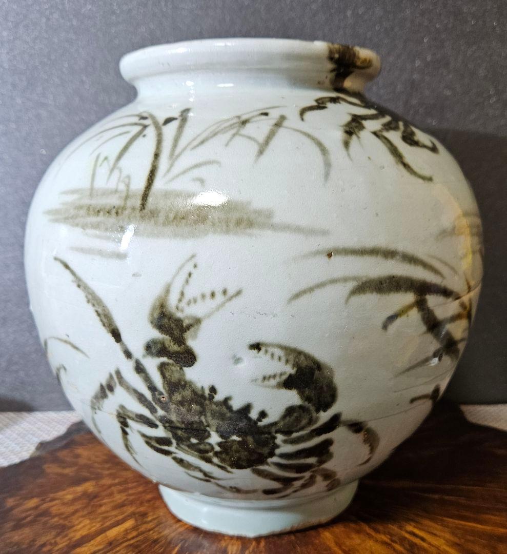 李朝系　鉄砂　鉄釉　蟹に水藻の図　瓶　壺 花入れ　花生け　オブジェ　茶道具茶器