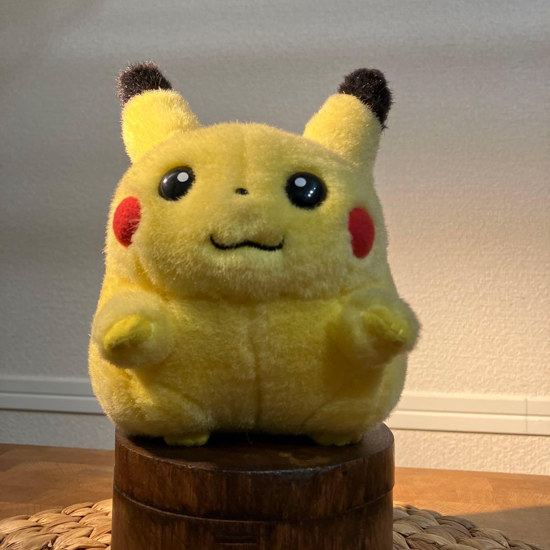 ピカチュウ　TOMY 初期　ずんぐり