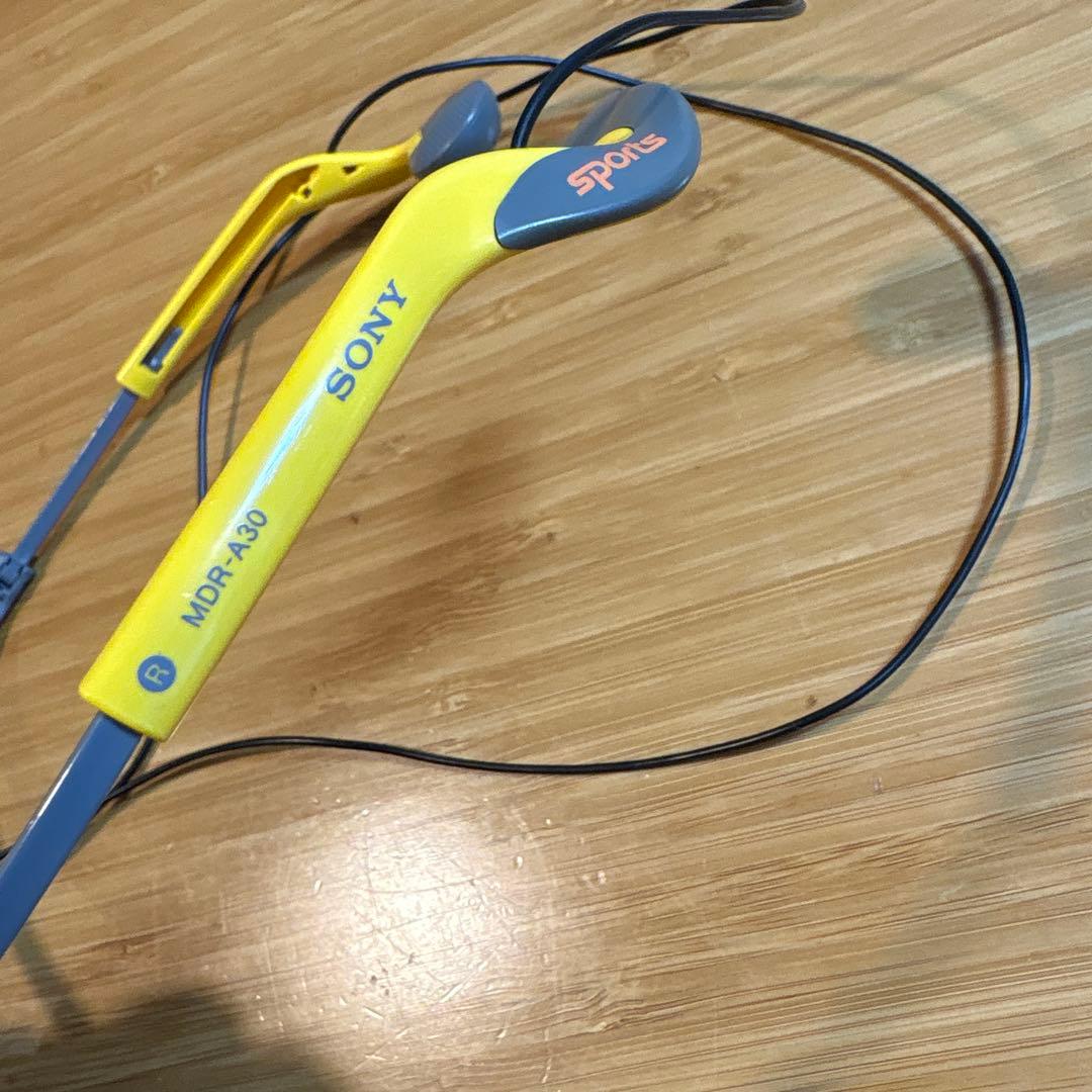 ソニースポーツ　SONY sports mdr-a30