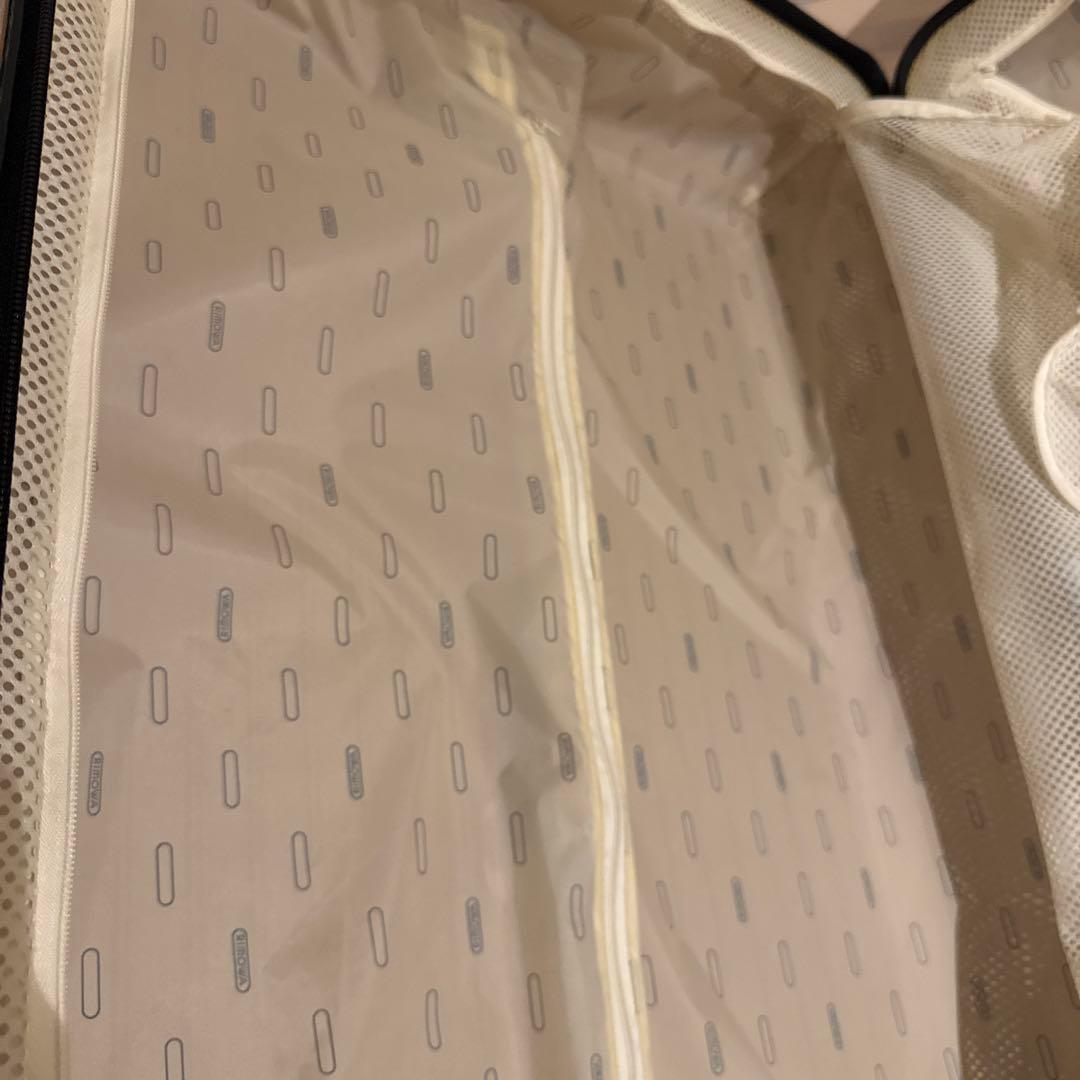 美品！RIMOWAリモワ サルサエアー　キャリーバッグ 4輪 ポリカー