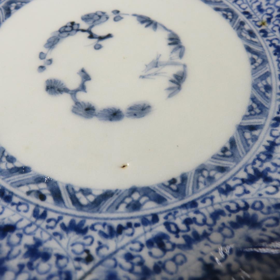 なます皿 2枚 微塵唐草 見込松竹梅 染付 蛇の目 銘 冨貴長春 窯傷