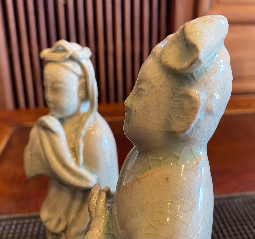 中国　青磁人物像ペア・鑑賞ケース付 ・ヴィンテージ　レア ・中国　台湾茶器