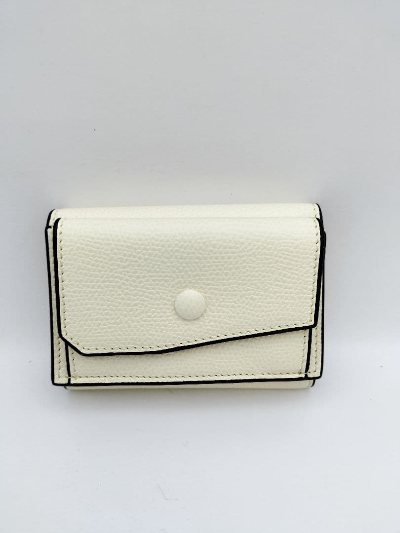 MY Valextra ホワイト 三つ折り財布