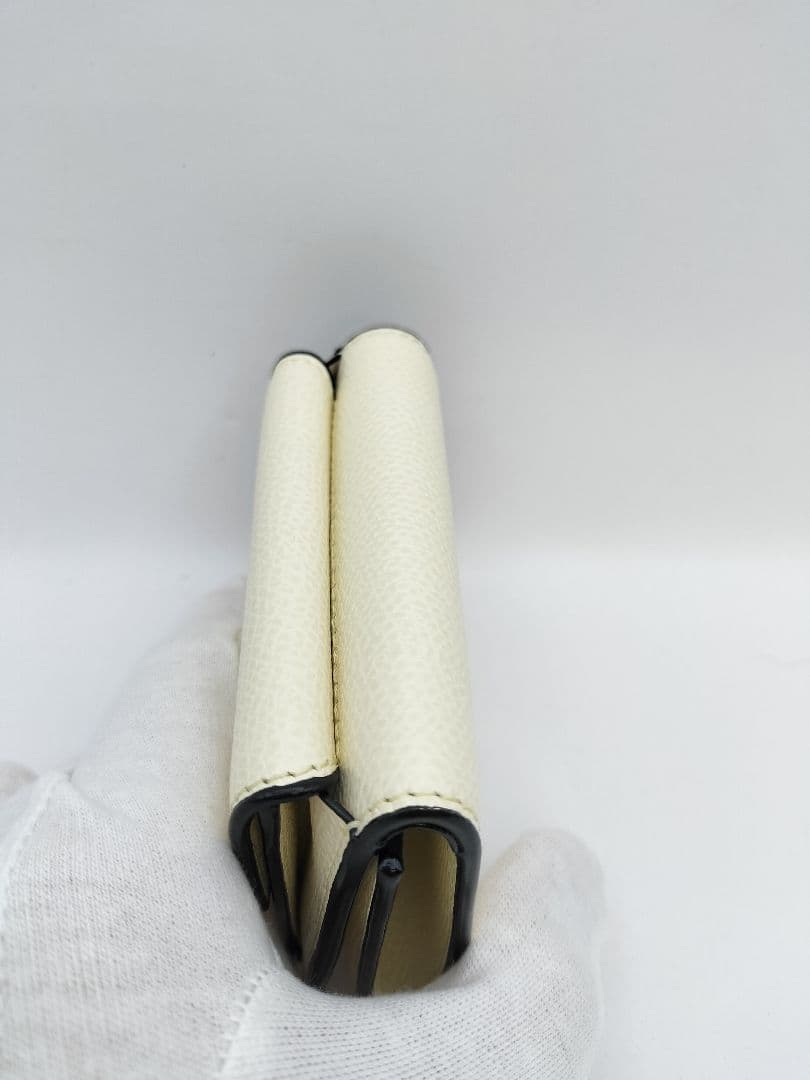 MY Valextra ホワイト 三つ折り財布