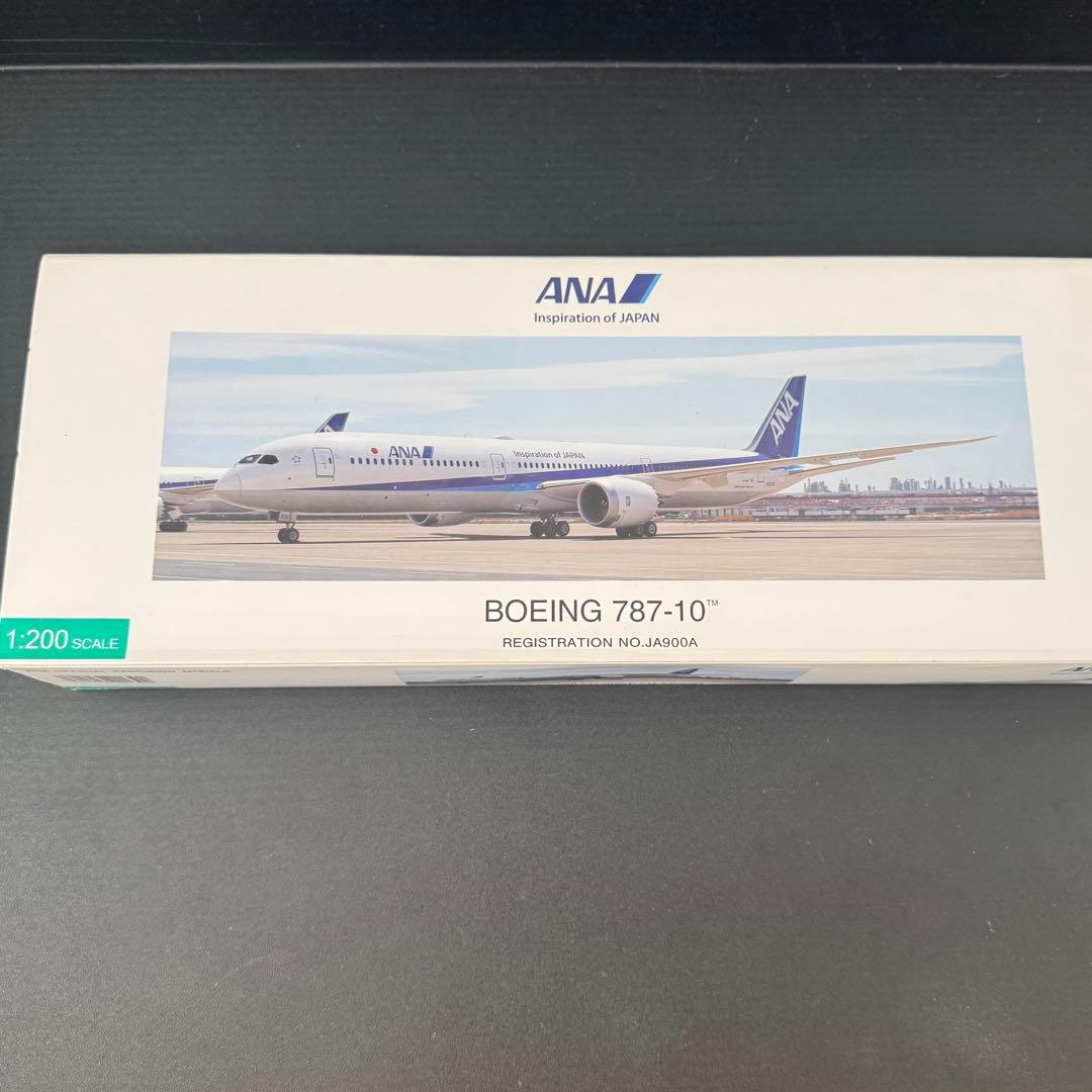 【極美品】全日空商事 1/200 B787-10 JA900A