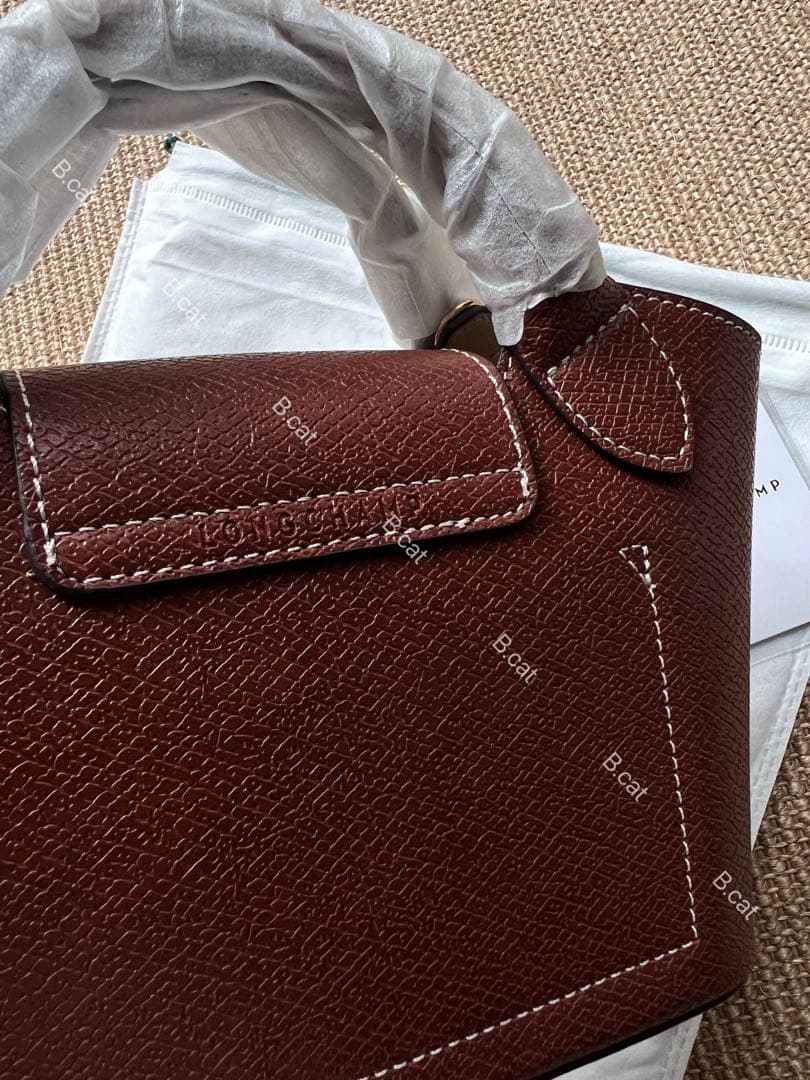 新シーズンLongchampエピュレ テクスチャードレザーミニバッhip